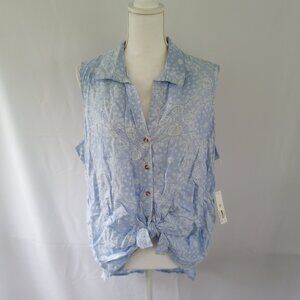 NWT   Blue & White Hi - Low Button Down Blouse
